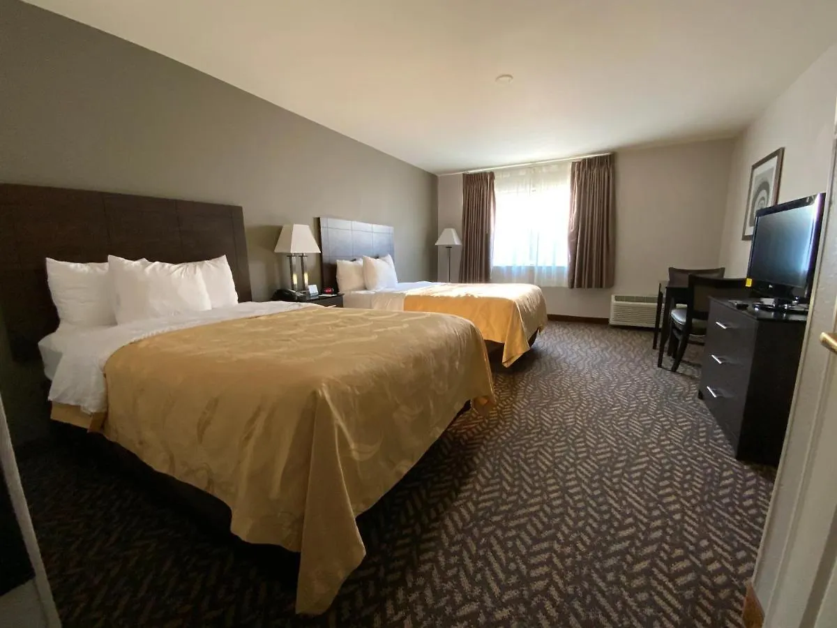 Quality Inn & Suites University-Airport Louisville Hotel