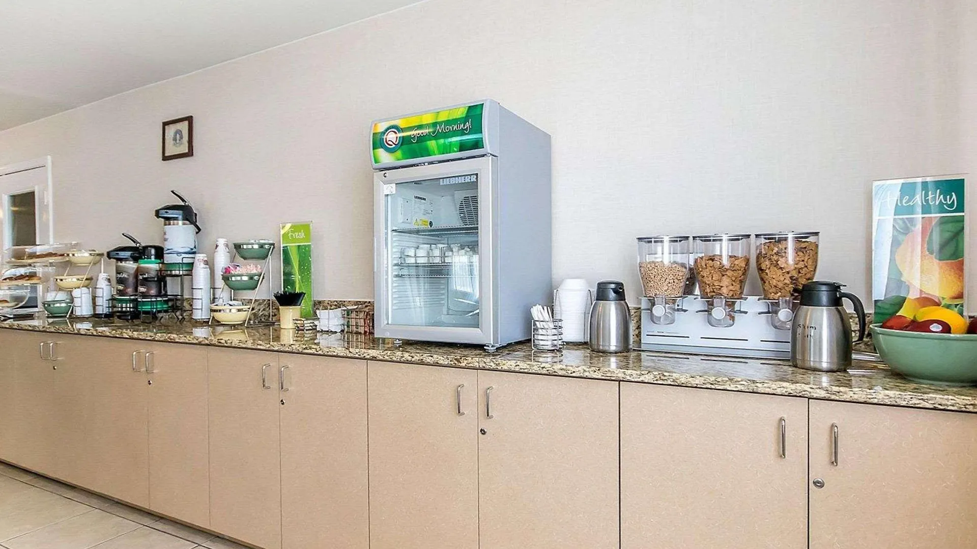 Quality Inn & Suites University-Airport Louisville Hotel