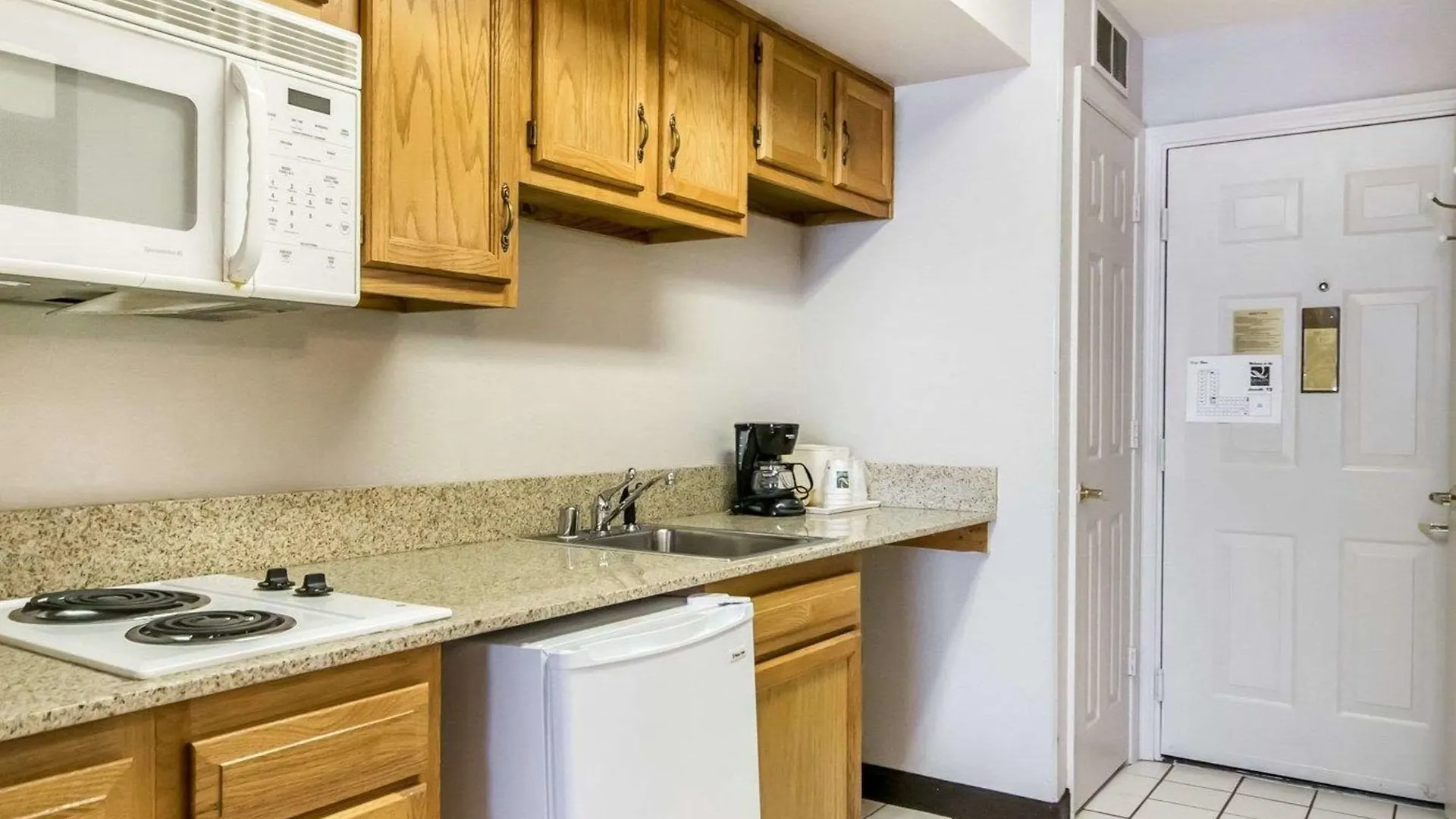 Quality Inn & Suites University-Airport Louisville