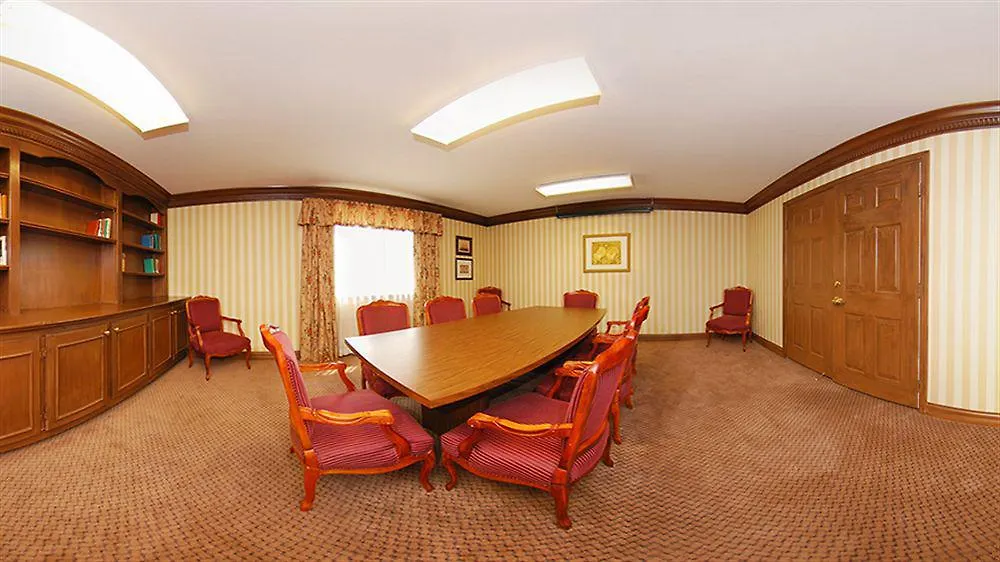 Quality Inn & Suites University-Airport Louisville